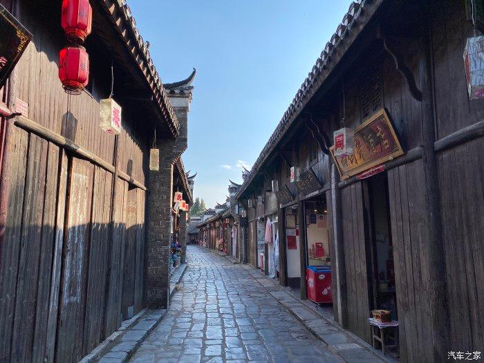员工餐吃了拉肚子怎么办？游戏画面